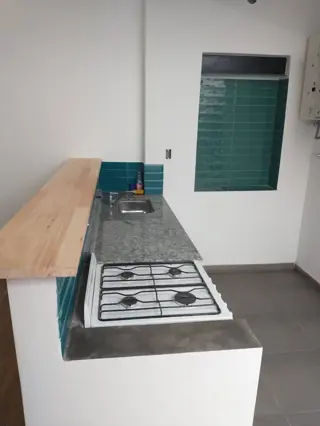 SE VENDE PH 2 AMB. GRANDE . CON PATIO Y ESPACIO AEREO PROPIO EN VILLA LURO foto 4