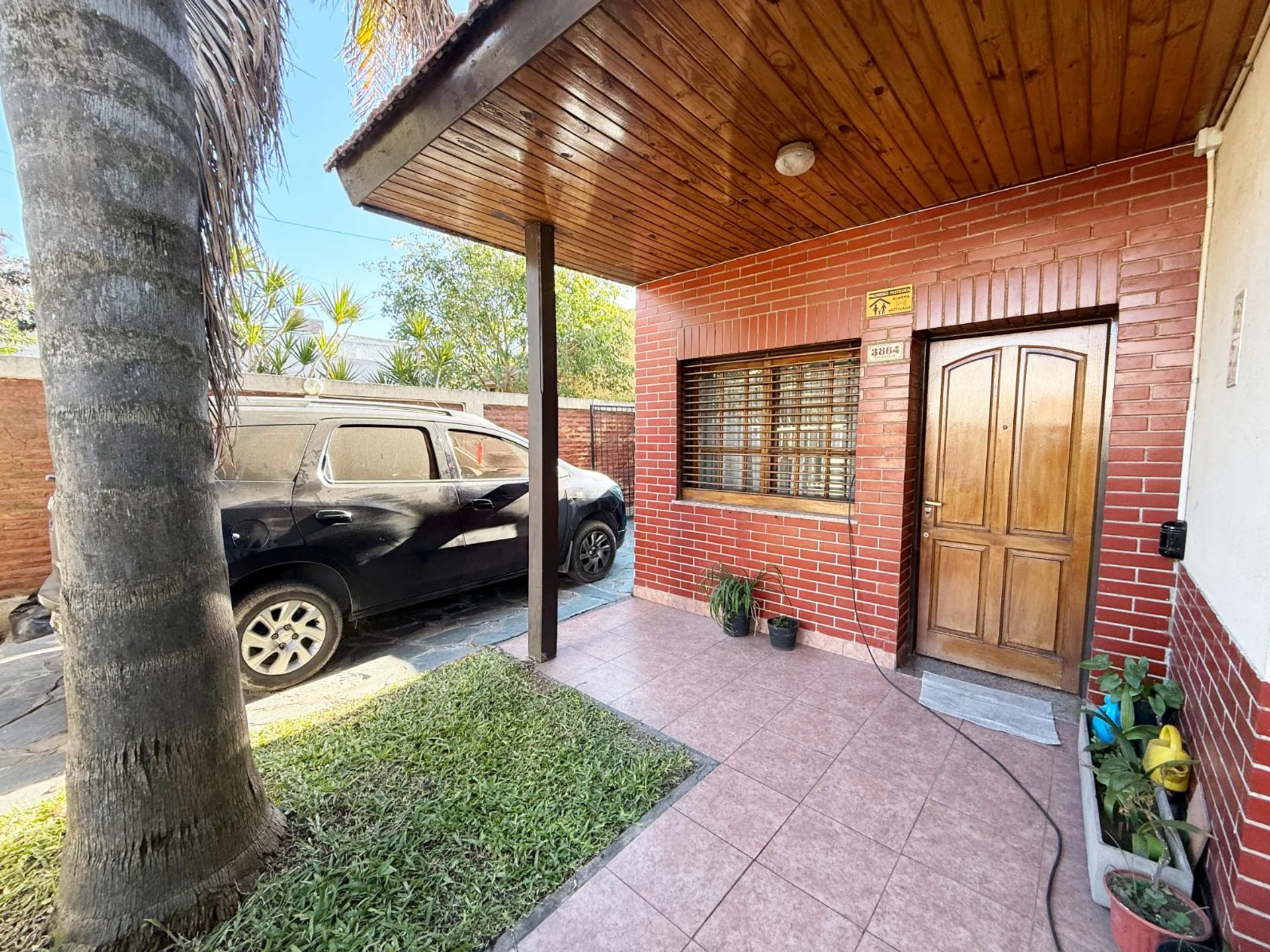 VENTA CASA 4 AMB COCHERA, PATIO, QUINCHO SAN JUSTO foto 3