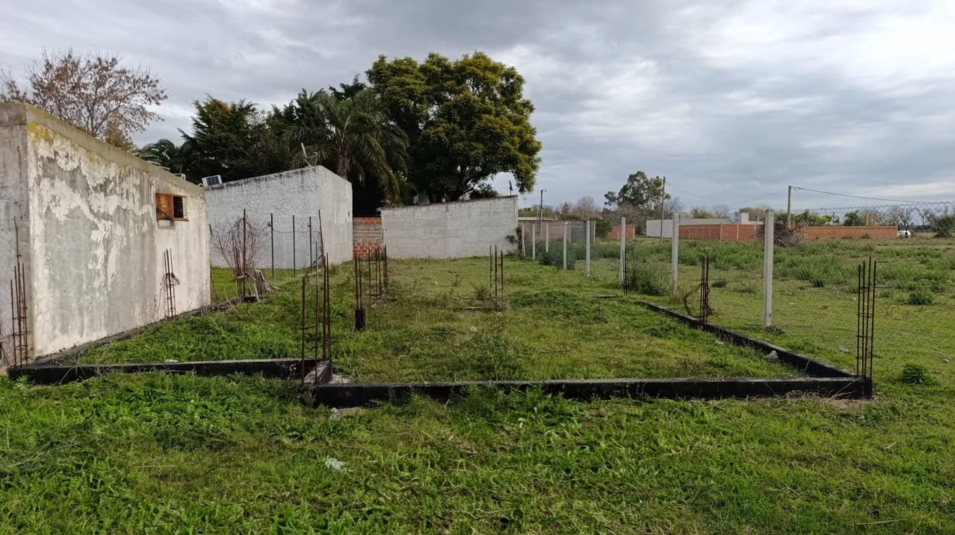 Terreno en venta 400m² B Yaguarón – San Nicolás foto 3