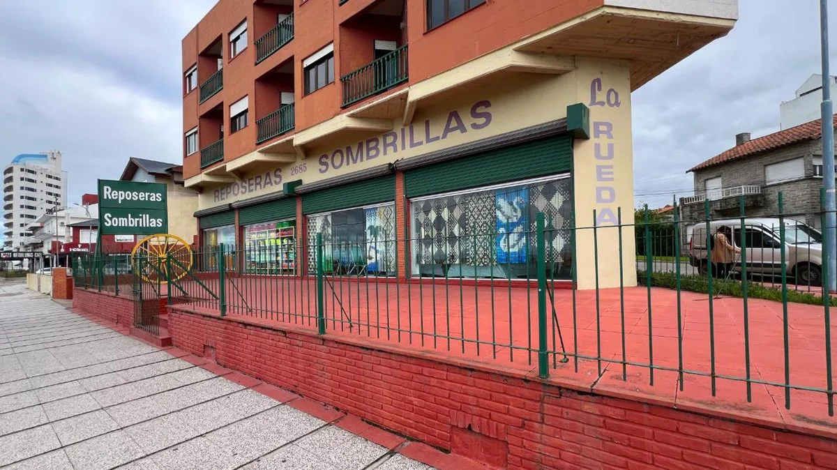 VENTA EDIFICIO FRENTE AL MAR PUNTA MOGOTES foto 2