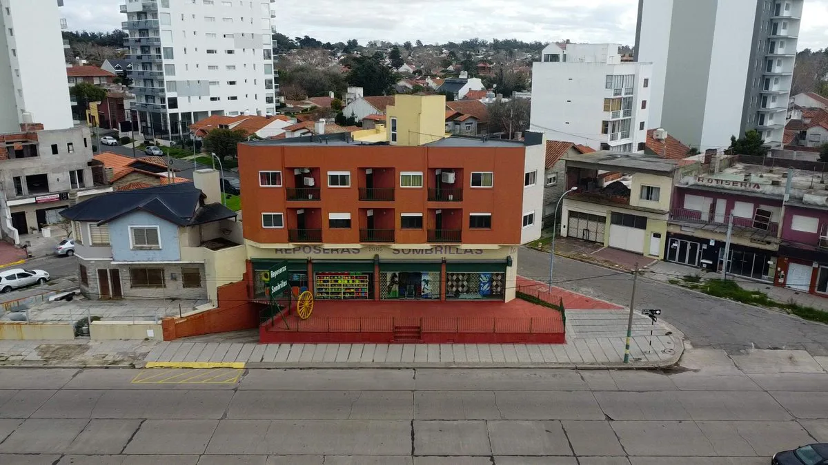 VENTA EDIFICIO FRENTE AL MAR PUNTA MOGOTES foto 3