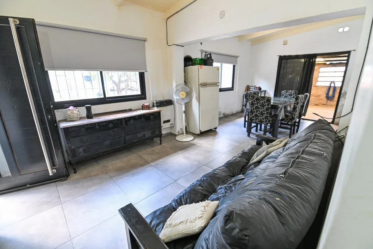 CASA EN VENTA 3 DORM EXCELENTE UBICACION foto 5