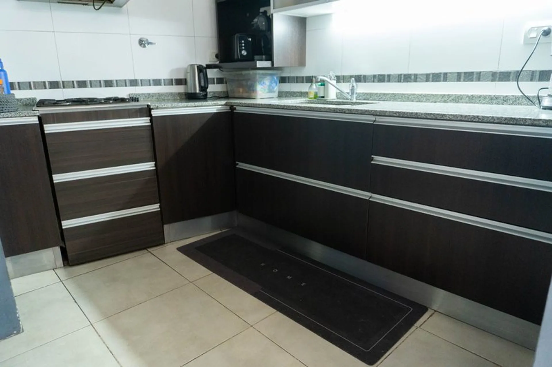 CASA EN VENTA EN 4TA SECCIÓN- TOTALMENTE RECICLADA foto 4