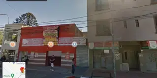PROPIEDAD CÉNTRICA SOBRE AV PERÓN, ÚNICA ESQUINA EN VENTA foto 4