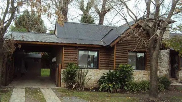 Cabaña Estilo Bariloche en Venta en El Carmencito !!