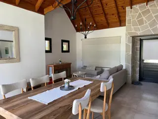 Cabaña Estilo Bariloche en Venta en El Carmencito !! foto 3