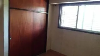 CHALET DE 4 AMBIENTES, EXCELENTE UBICACION. foto 5
