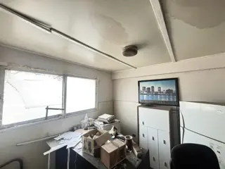 Galpón En Alquiler Con Oficinas - Gran Superficie Y Trifásica - Sevillano Negocios Inmobiliarios foto 4