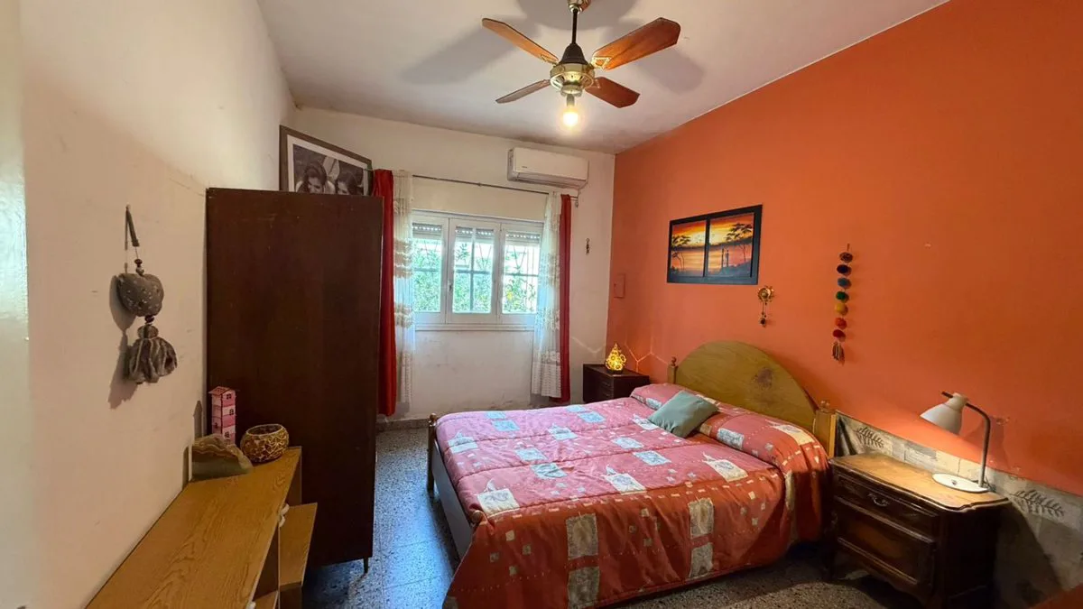 Remax Tendencia vende casa de dos dormitorios foto 4