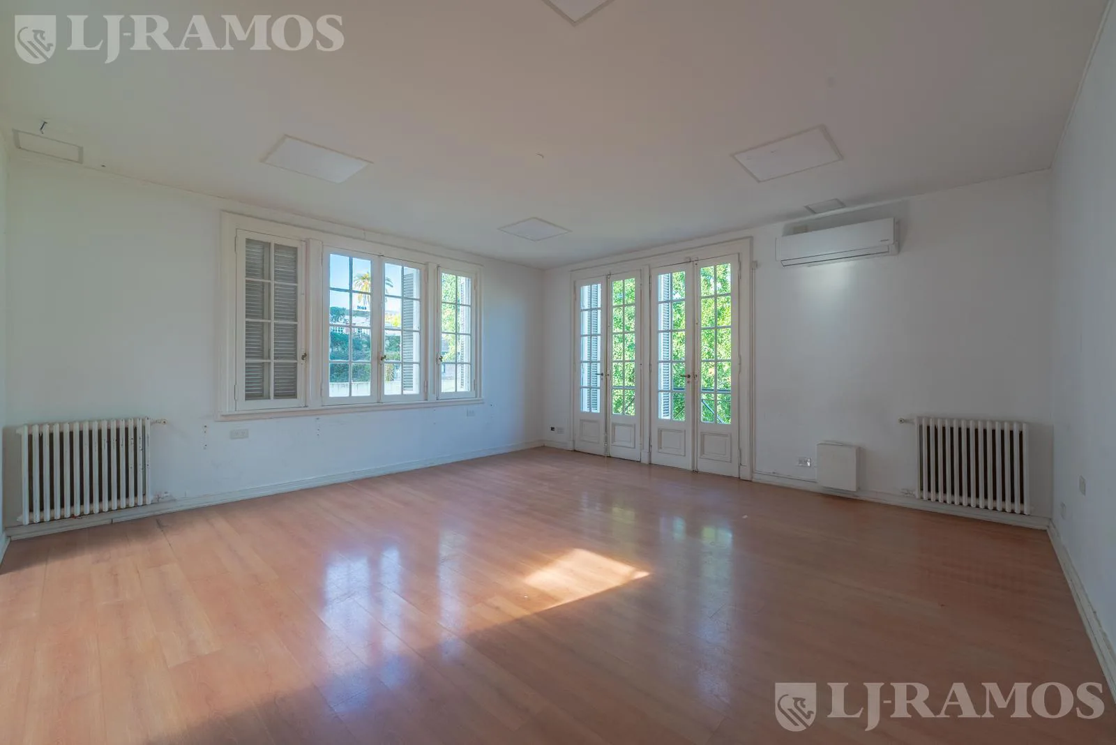Casa en Bajo Belgrano. Jardin. Lote propio. venta y /o alquiler foto 4