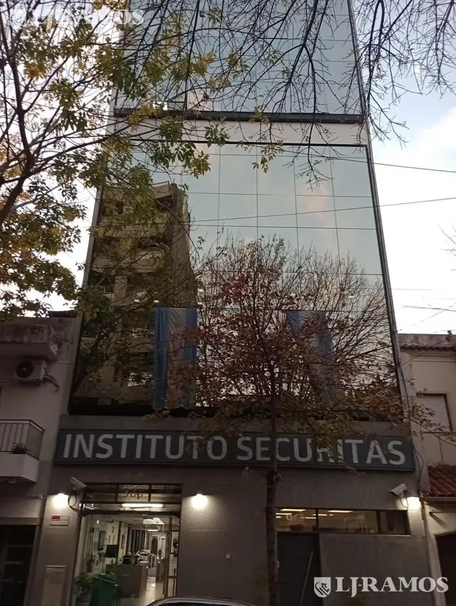 Edificio Comercial en CABA