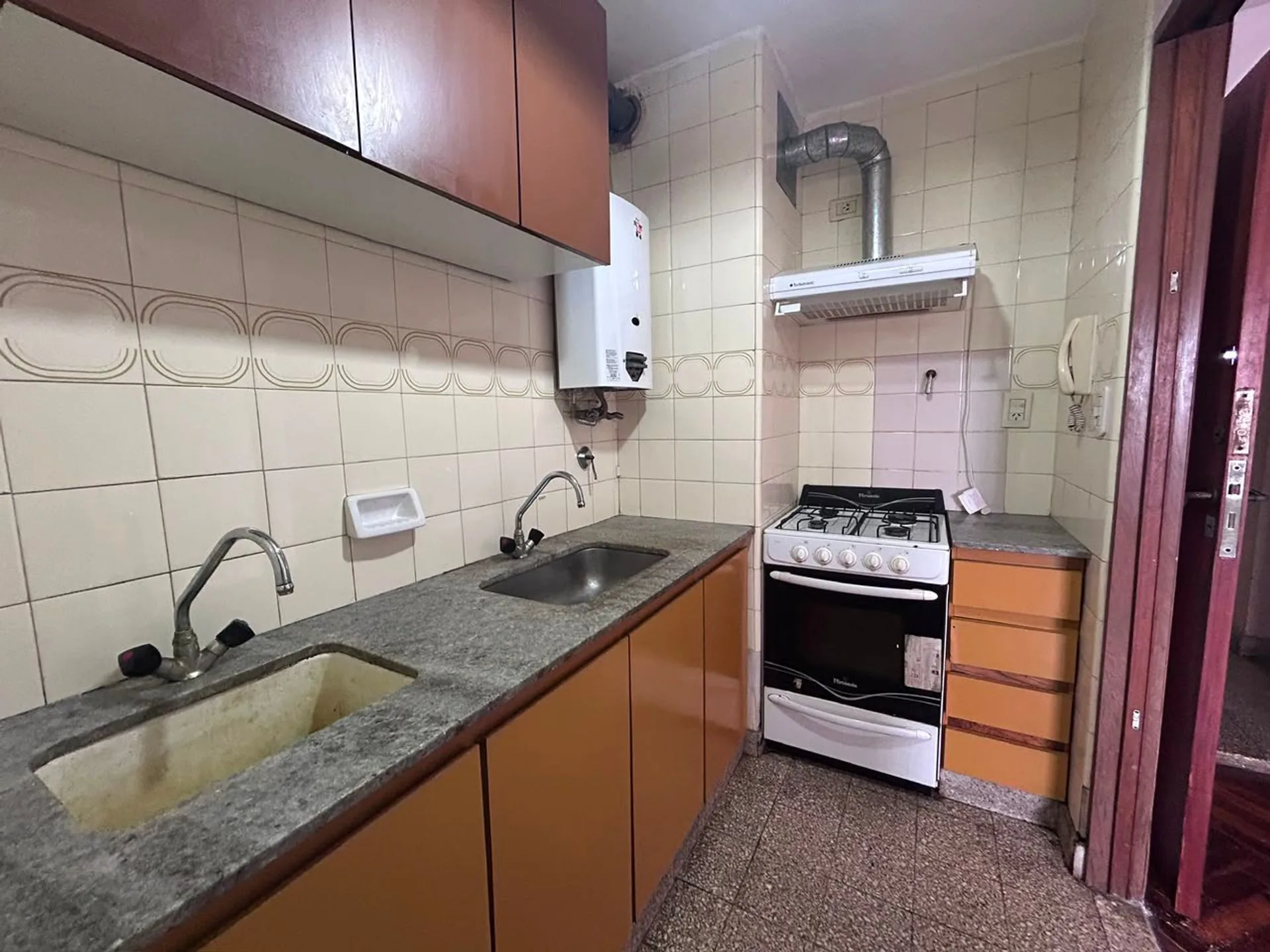 VENTA DEPARTAMENTO UN DORMITORIO - CENTRO foto 4