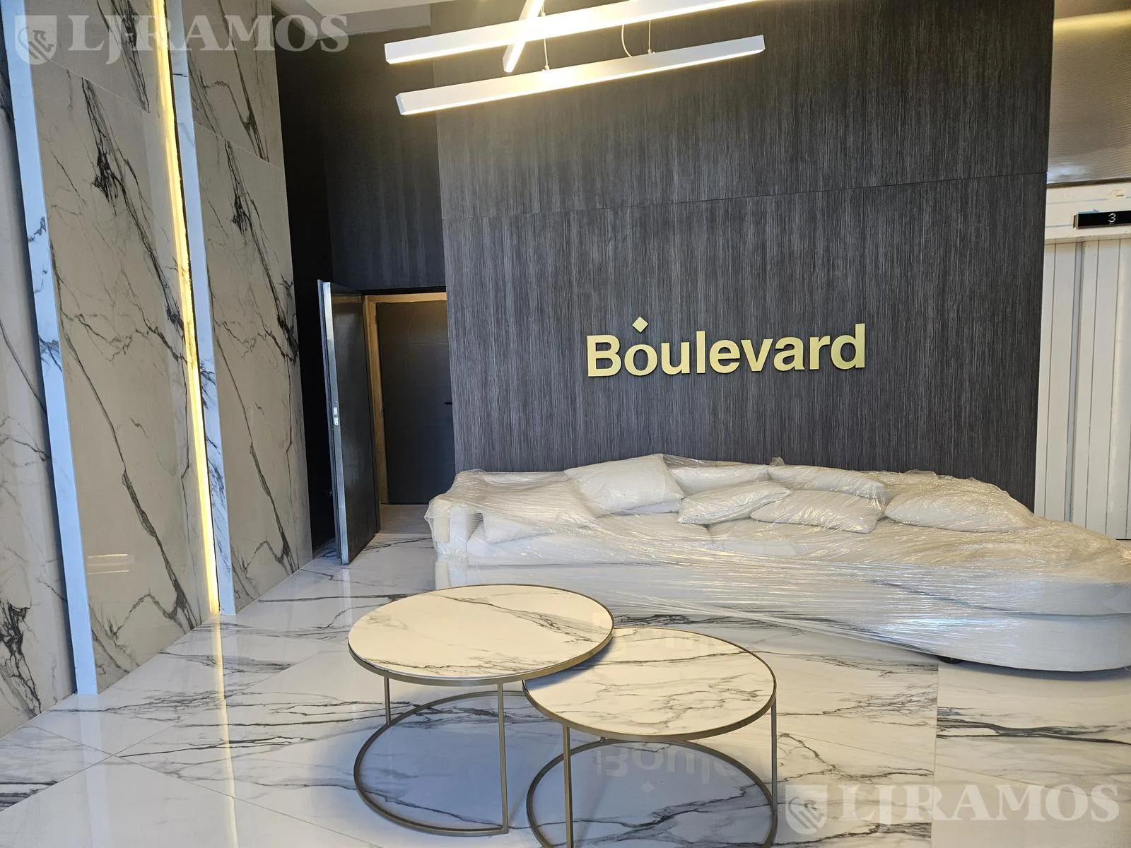 Departamento de 3 AMB   COCHERA en alquiler Brickell Boulevard foto 3