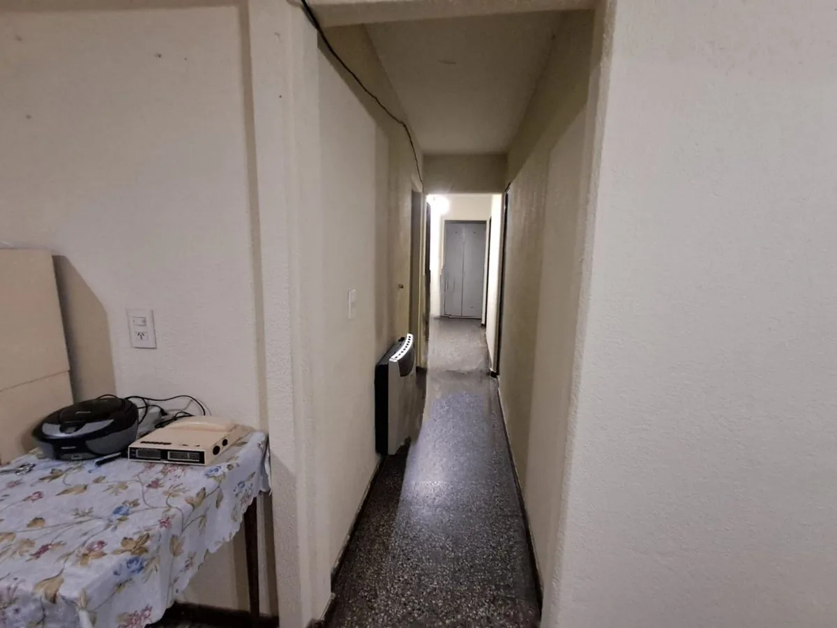 VENTA DE DEPARTAMENTO EXCELNETE ESTADO foto 2