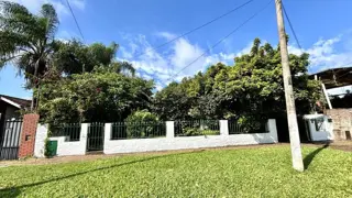 ¡Oportunidad Única Chalet en Lote Doble con Jardín, Cochera y Parque en José Mármol Apto Credito, Gba Sur - Zonaprop foto 3