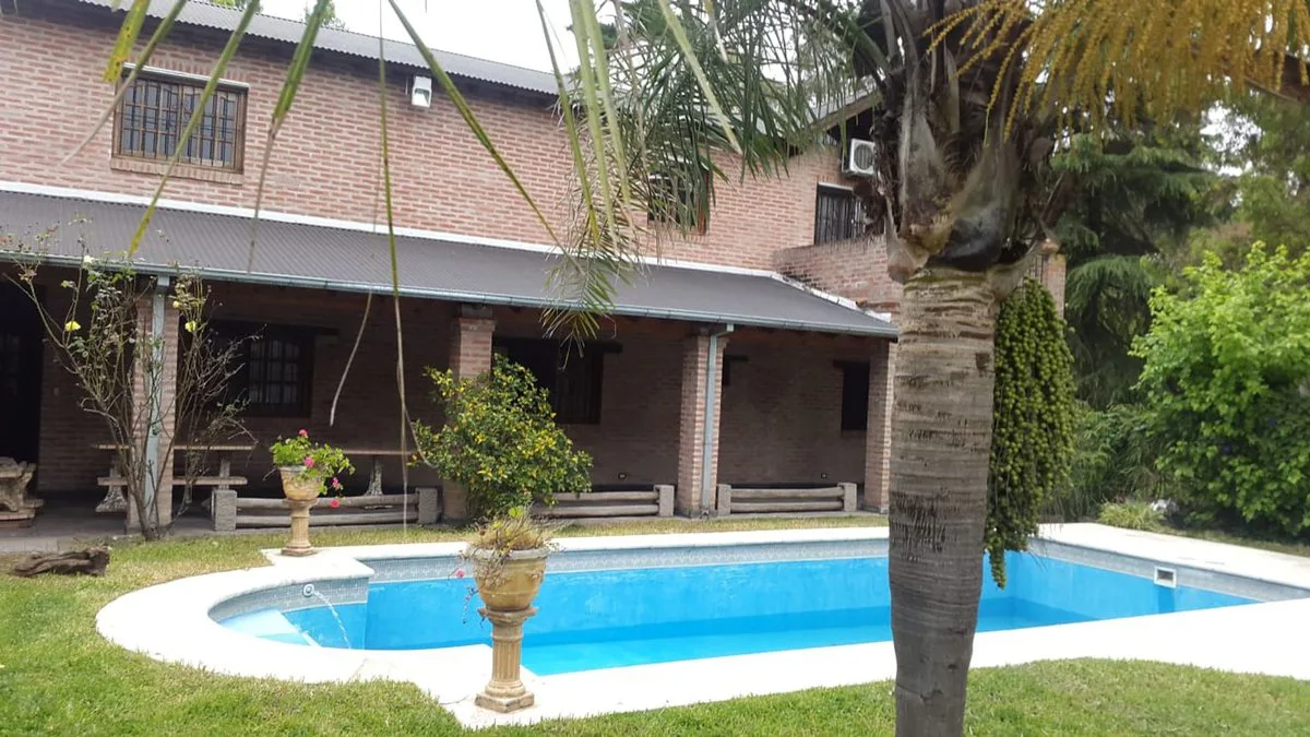 VENTA QUINTA 6 AMBIENTES VILLA UDAONDO-PARQUE LELO foto 5