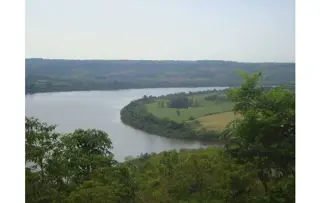 Imperdible chacra sobre el Río Uruguay foto 4