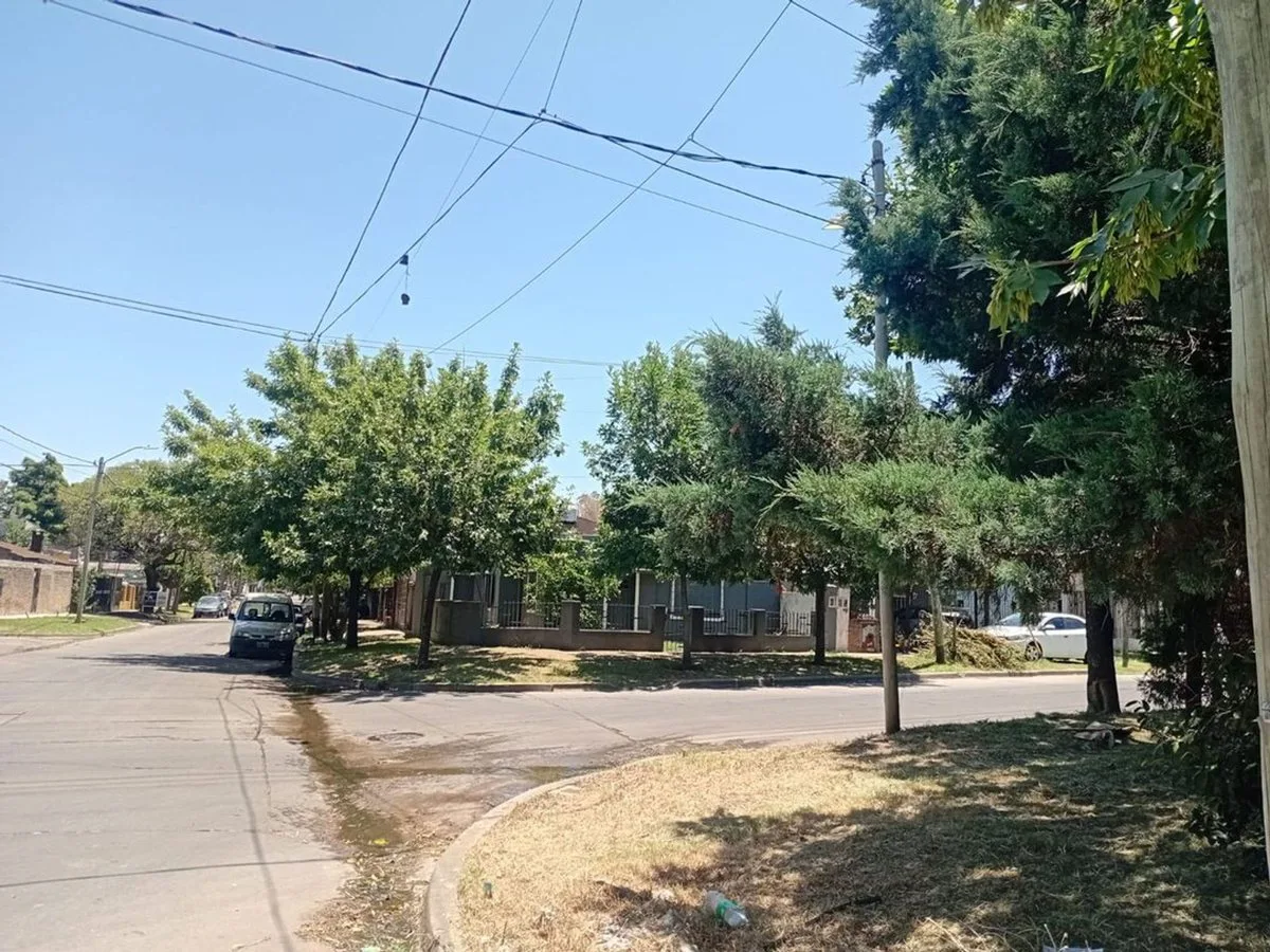 TERRENO EN VENTA 313 M² ZONA OESTE foto 2
