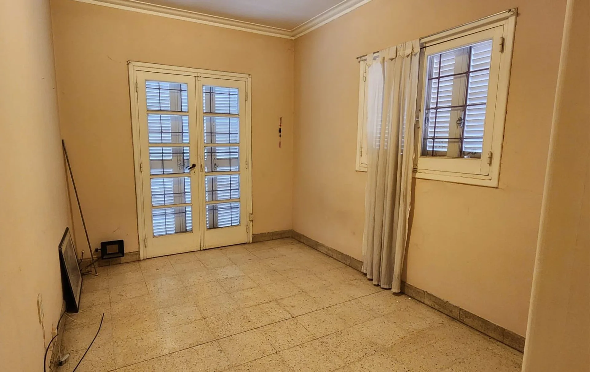 Casa 3 dormitorios en VENTA en Godoy Cruz y patio foto 4