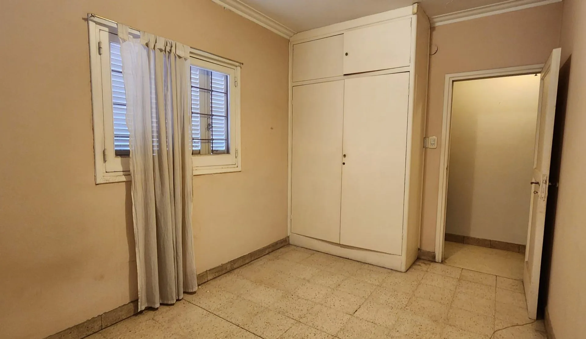 Casa 3 dormitorios en VENTA en Godoy Cruz y patio foto 5