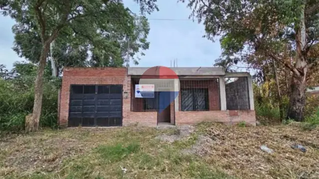 VENTA CASA A TERMINAR - B° SARGENTO CABRAL
