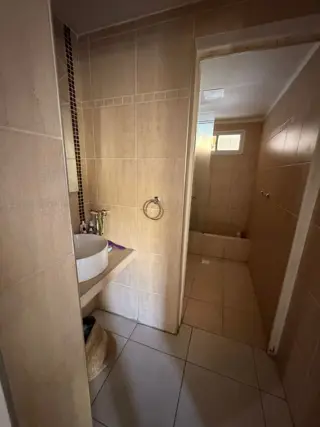 Casa categoria 1100mt 3 dorm/3 bañ pileta Lunlunta foto 5