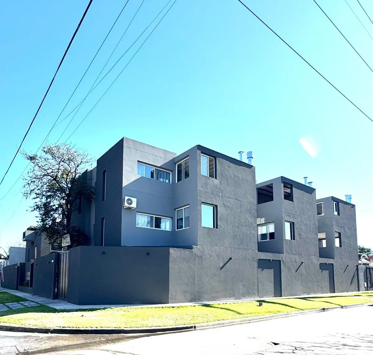 VENTA DEPARTAMENTO  3 AMBIENTES ITUZAINGO C/BALCON foto 2