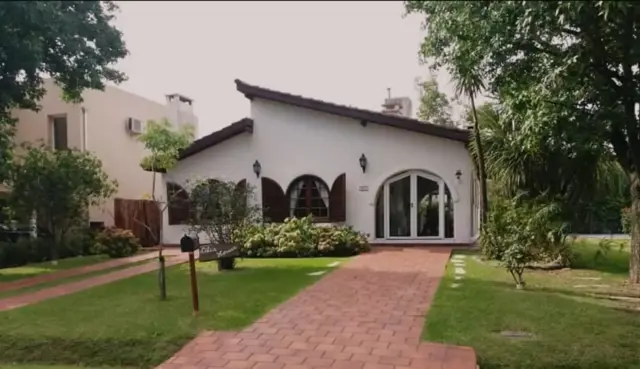 EXCELENTE CASA 3 AMB - COUNTRY BANCO PROVINCIA