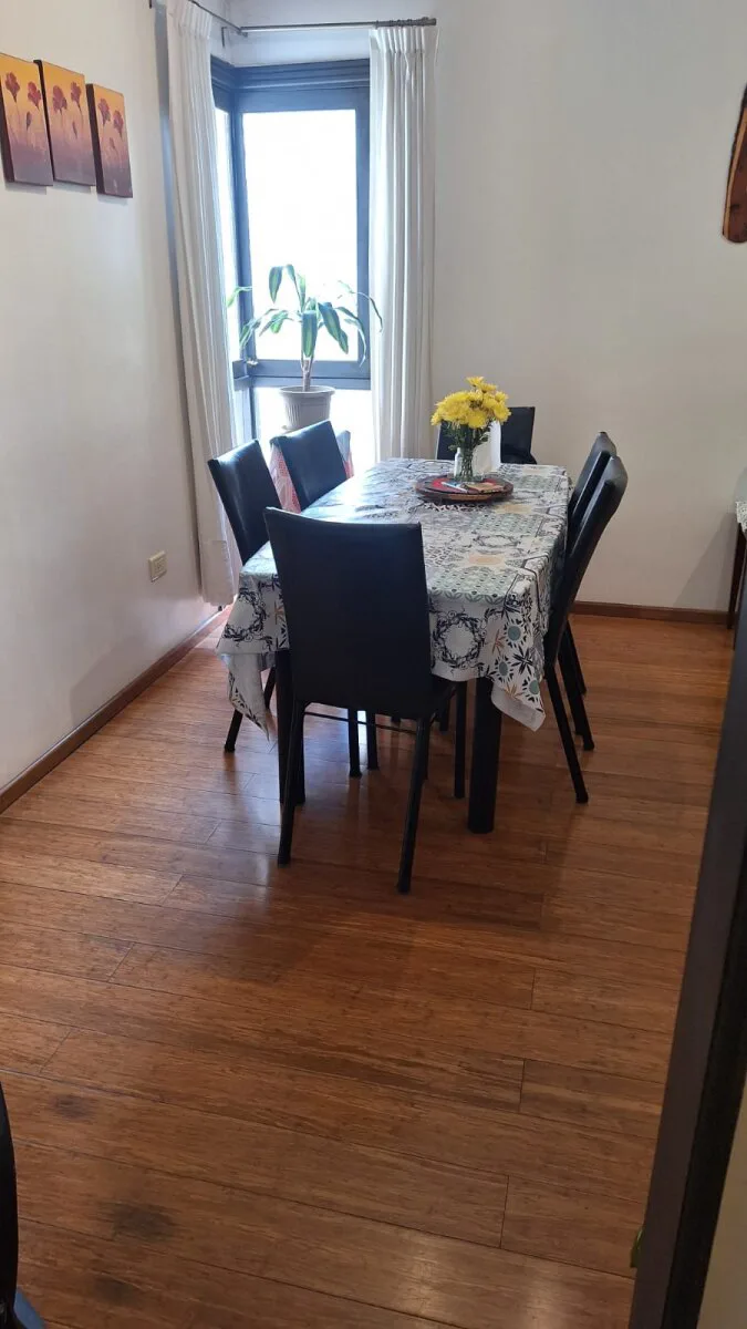 COLEGIALES, 2AMB,2PISO ESCALERA, MUY BAJAS EXPENSAS, EXCELENTE ESTADO Y UBICACION, OPORTUNIDAD foto 2