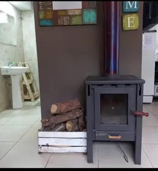 CASA PARA 4 PERSONAS EN SAUCE GRANDE  EN ZONA DE BOSQUES (LA PERLA 2300) a 6 CUADRAS DEL MAR foto 1