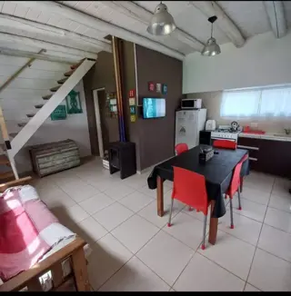 CASA PARA 4 PERSONAS EN SAUCE GRANDE  EN ZONA DE BOSQUES (LA PERLA 2300) a 6 CUADRAS DEL MAR foto 5