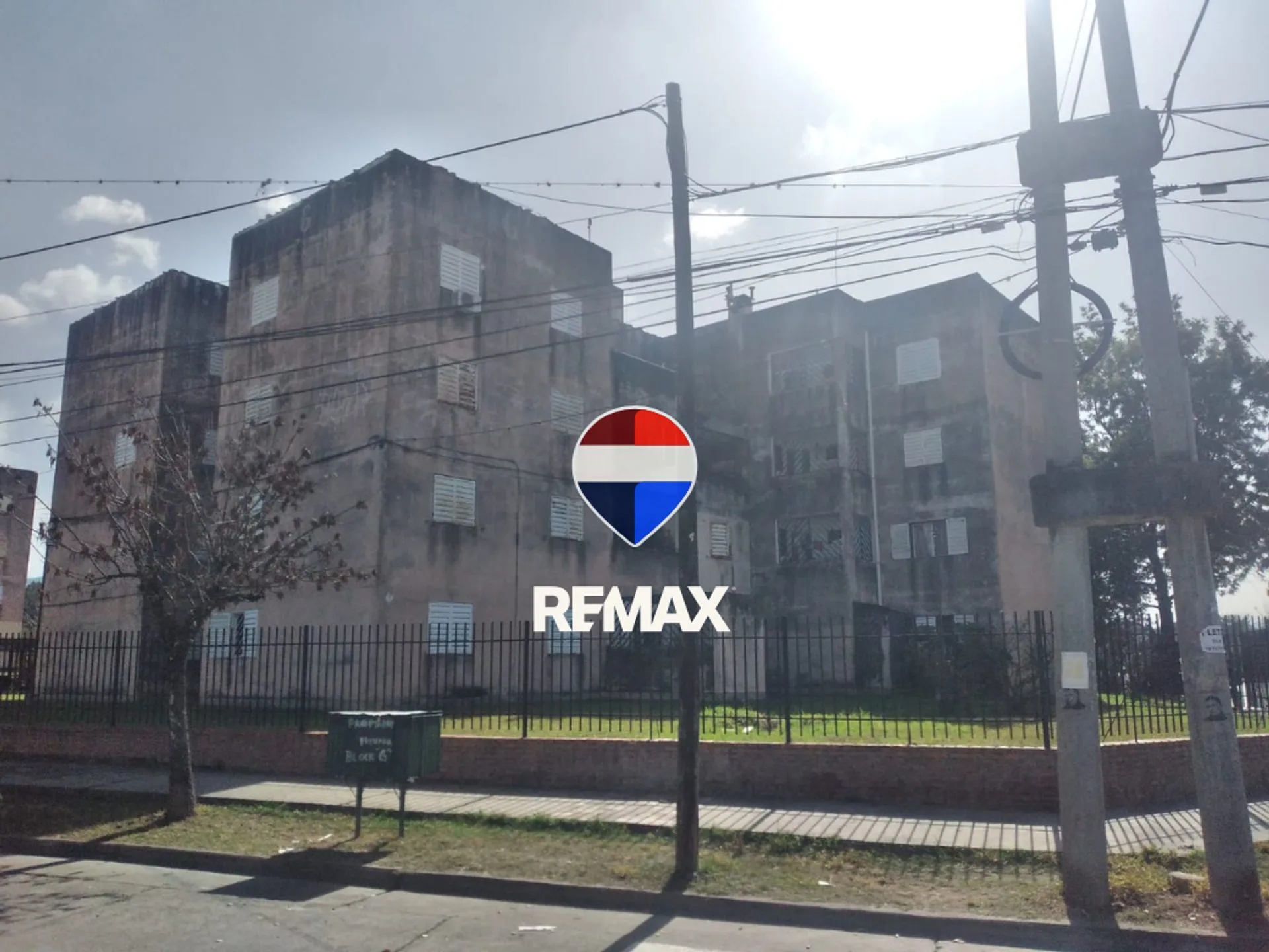 Venta depa Parq Belgrano etap 1 3 dorm bal y coch foto 2