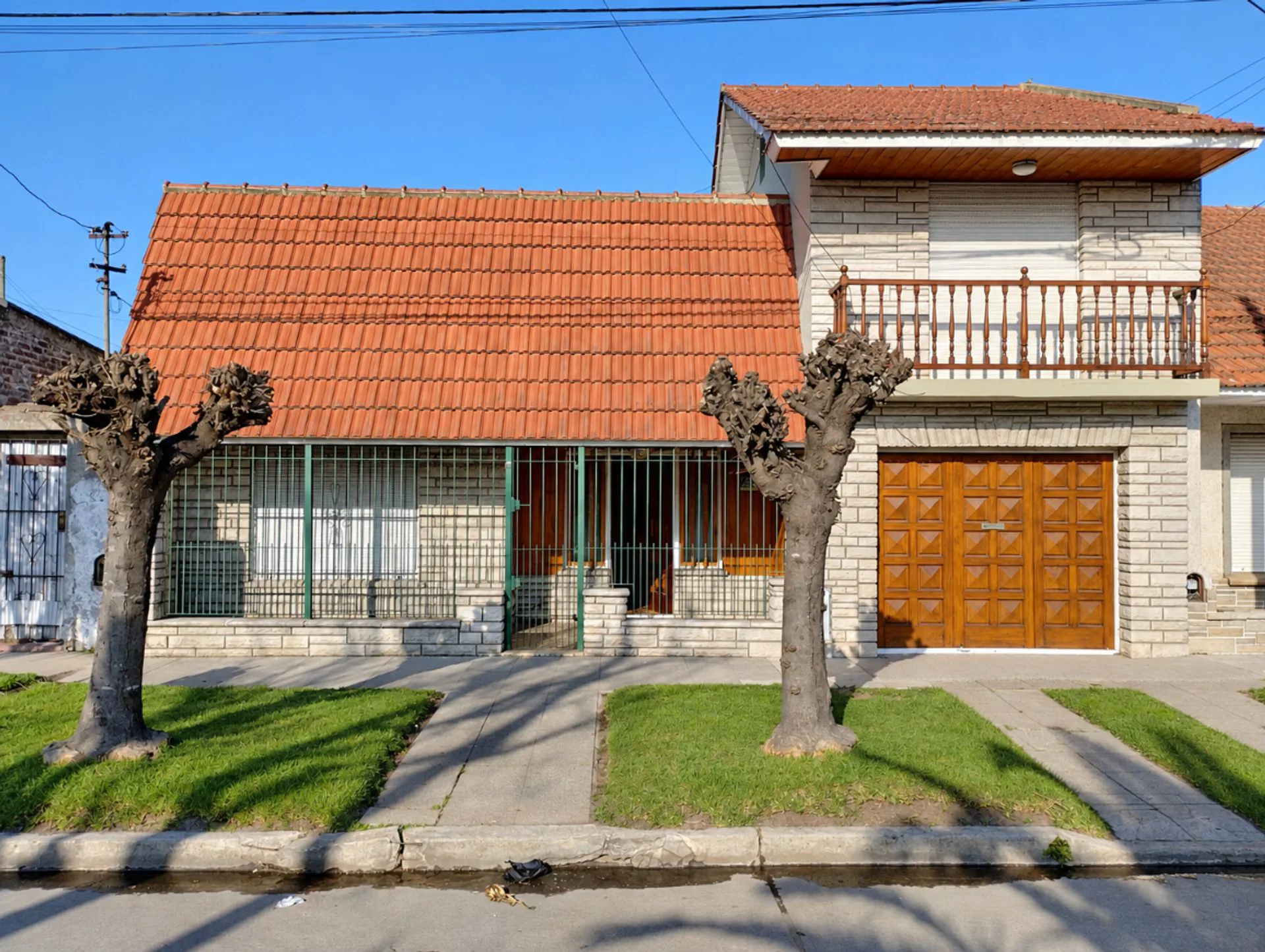 Venta Casa + Departamento 6 Amb. en Las Avenidas foto 2