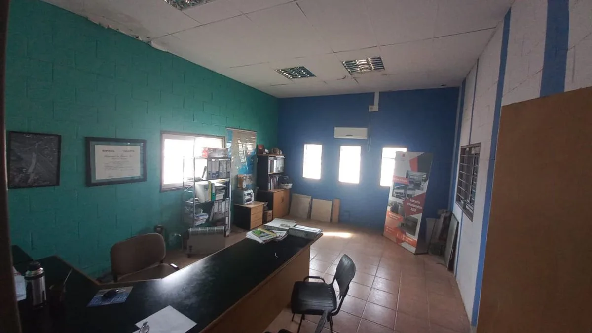VENTA DE IMPORTANTE PREDIO COMERCIAL - LOGISTICO foto 4
