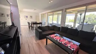 Venta Casa con pileta - Villa Olivos, Ramal Pilar foto 5