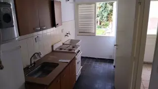 Venta a Reciclar Departamento 2 dormitorios z/Colegios Privados Escritura en Alberdi U$S55.000. foto 3