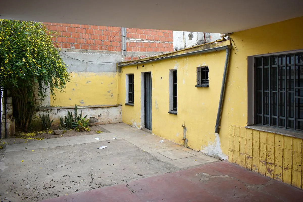 Casa 4 dormitorios  barrio Los Platanos foto 5
