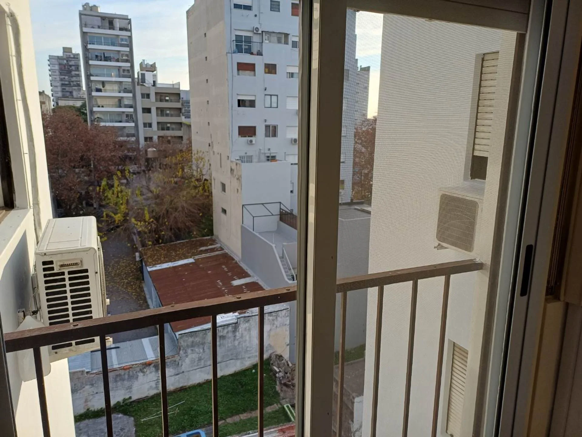 VENTA DPTO 2 AMB RAMOS MEJIA CENTRO foto 2