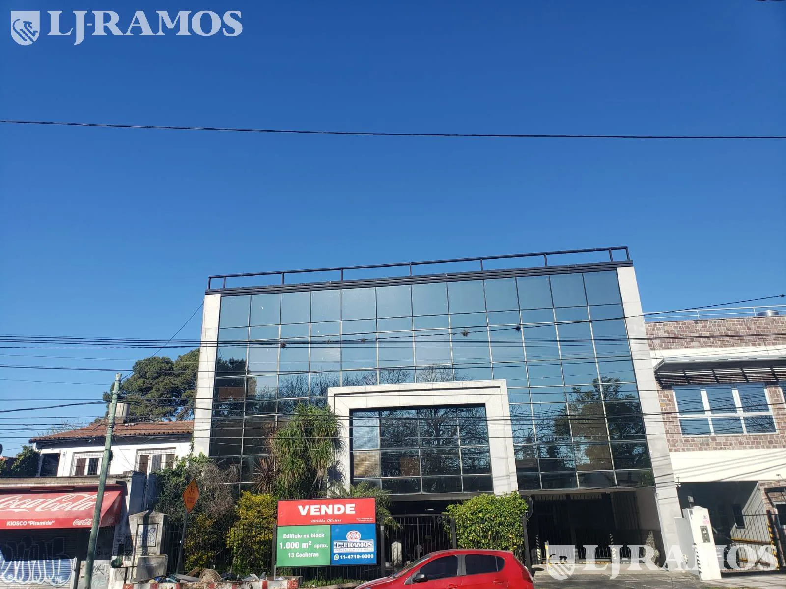 Edificio Comercial de 1.000 m2 en venta en San Isidro foto 3
