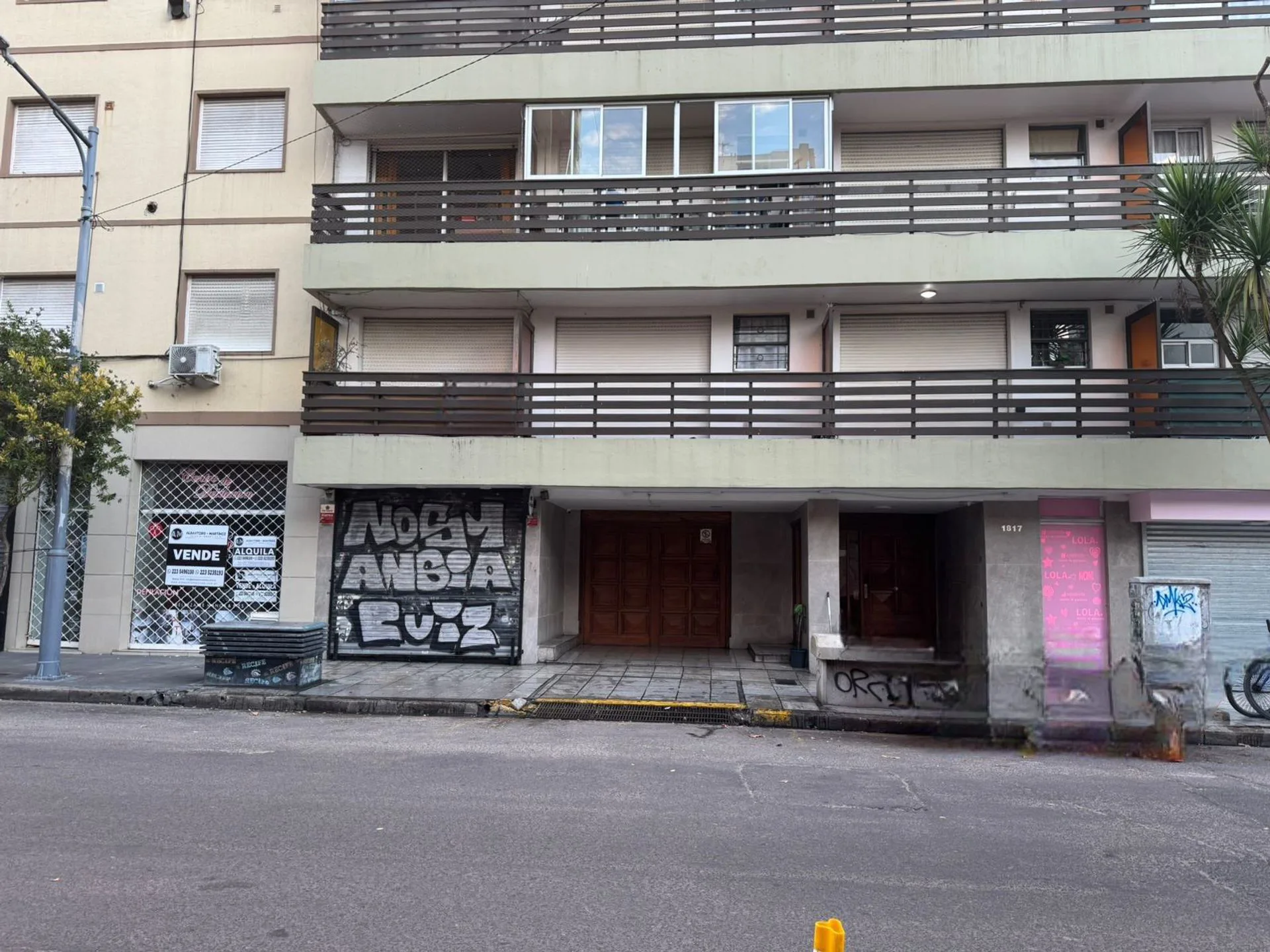 VENTA COCHERA EN ZONA CENTRO