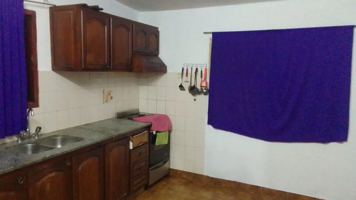 CASA EN VENTA  2 DORM APTA CREDITO VILLA MARIA foto 5