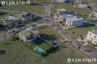 LJ RAMOS | VENDE | TERRENO | LOTE | BARRIO CERRADO SANTO TOMÁS | PILAR foto 2