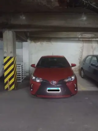 Venta Cochera Privada z/Peatonal Escritura en Centro U$S13.000. foto 3