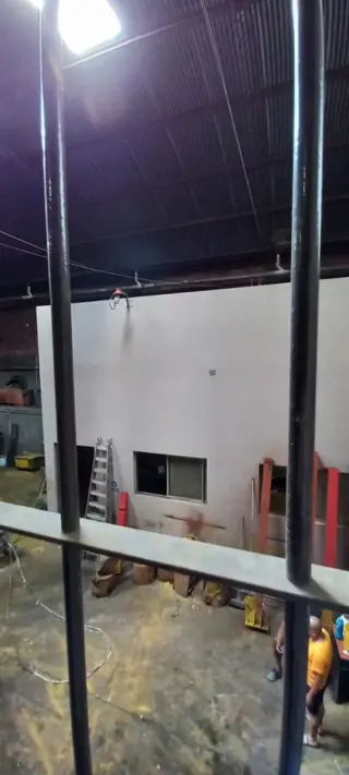 VENTA NAVE INDUSTRIAL DE 17 X 50 MTRS SOBRE AV. NICOLAS AVELLANEDA, foto 4