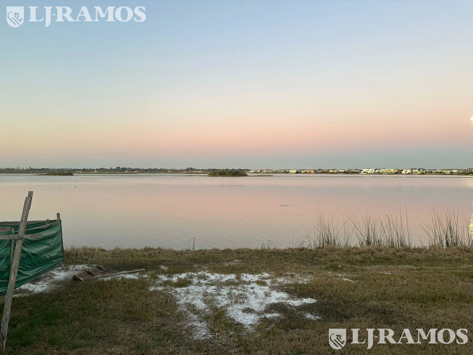 Terreno al lago en venta en el Barrio Marinas, Puertos / Escobar foto 4