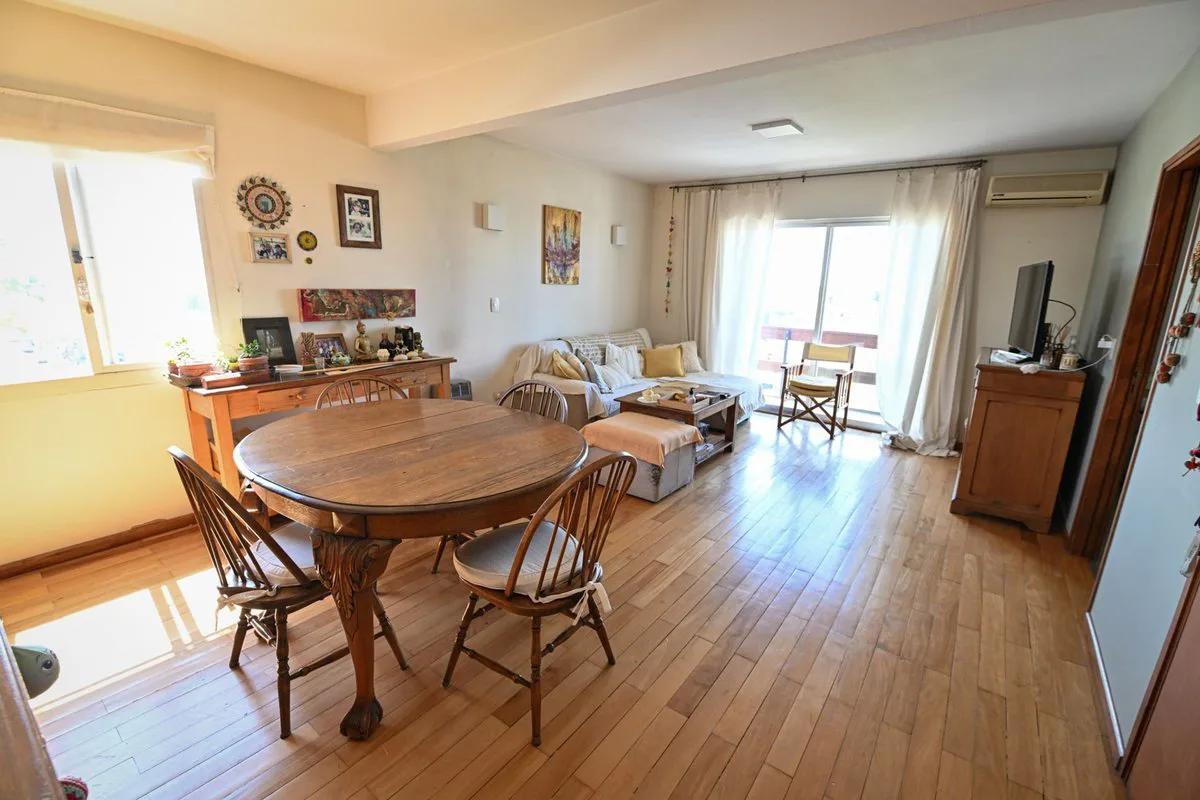 DEPARTAMENTO EN VENTA DE 3 DORMITORIOS Y 2 BAÑOS foto 4