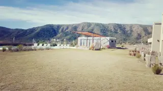 CONDOMINIO SIERRA PACIFICA. DENTRO DE COUNTRY CARLOS PAZ GOLF. AMPLIOS AMBIENTES, AMENTITIES. PRIMERA CALIDAD DE CONSTRUCCIÓN foto 3