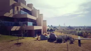 CONDOMINIO SIERRA PACIFICA. DENTRO DE COUNTRY CARLOS PAZ GOLF. AMPLIOS AMBIENTES, AMENTITIES. PRIMERA CALIDAD DE CONSTRUCCIÓN foto 4