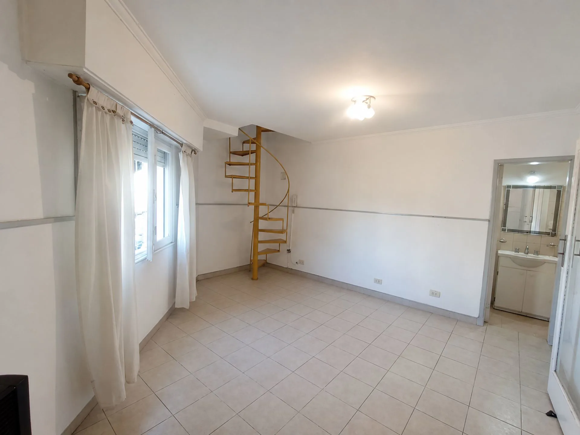 VENTA PH 3 AMB A CONST. POSIB. AMPLIAR O 2 UNID. foto 4