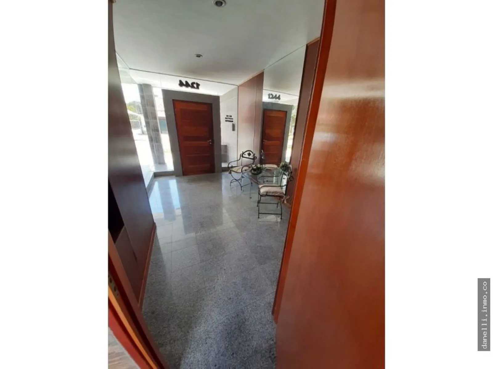 Rear-Facing 1-Bedroom Apartment with Parking in Miramar, Solymar, 2nd Floor – photo 18 of 25
